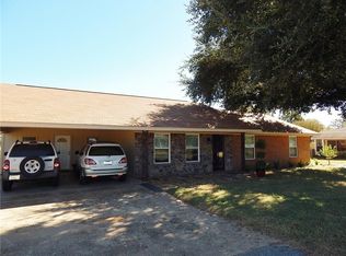 2287 Crystal Dr, Athens, TX 75752