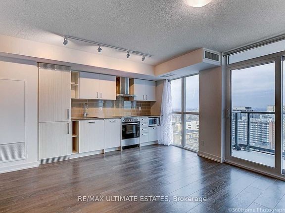 5th image of 125 Redpath Ave #1711