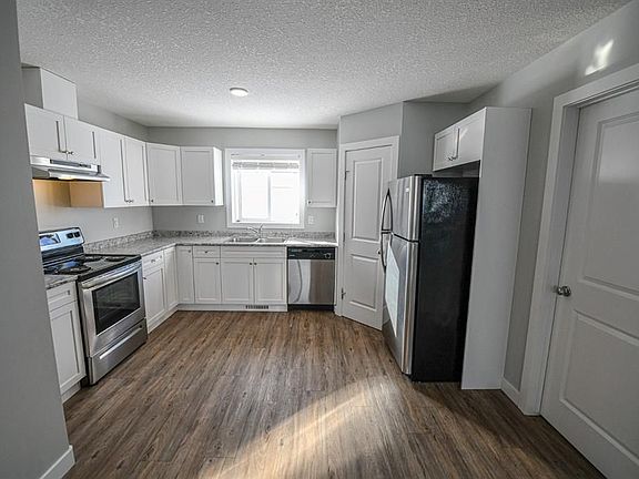 3rd image of 9533 113th Ave #1