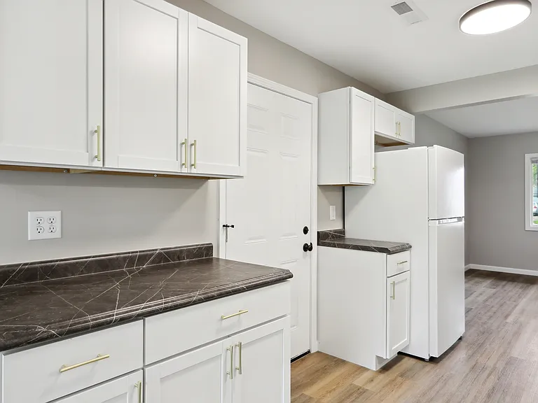 714 Bethume Ct — Photo 12