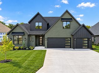1848 E Skyline Ave, Ozark, MO 65721