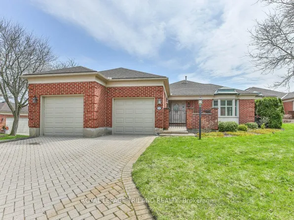 60 Rosecliffe Cres #8, London, ON N6K 4E5