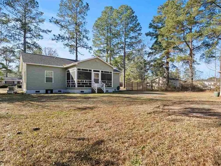 528 Azalea Dr — Photo 13