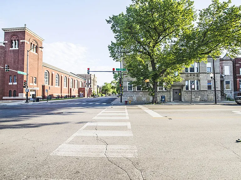 3560-64 W Cermak Rd — Photo 25