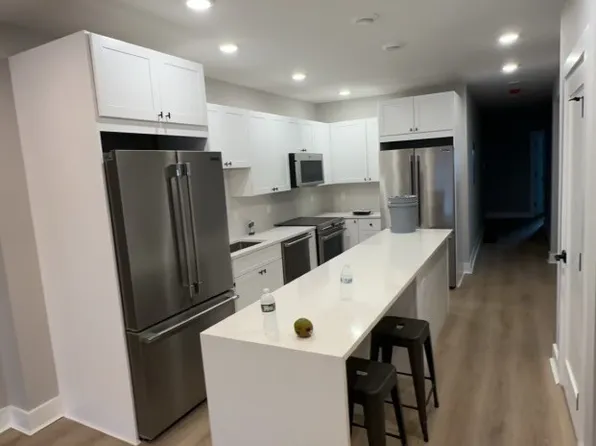 740 Broadway, Somerville, MA 02144