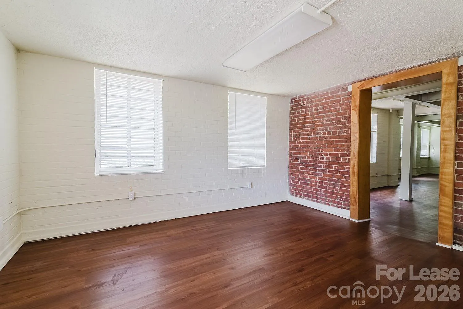 2 bed, 1.0 bath, 700 sqft, $1,375 — Photo 1