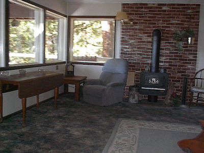 LIVING RM