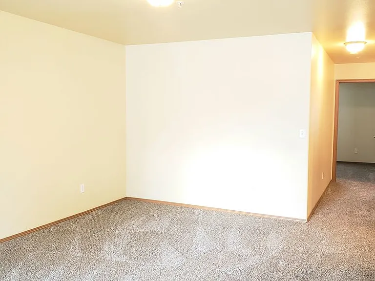 1424 McKittrick St — Photo 9
