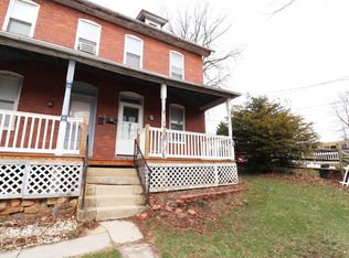 5 Broad St, Ephrata, PA 17522