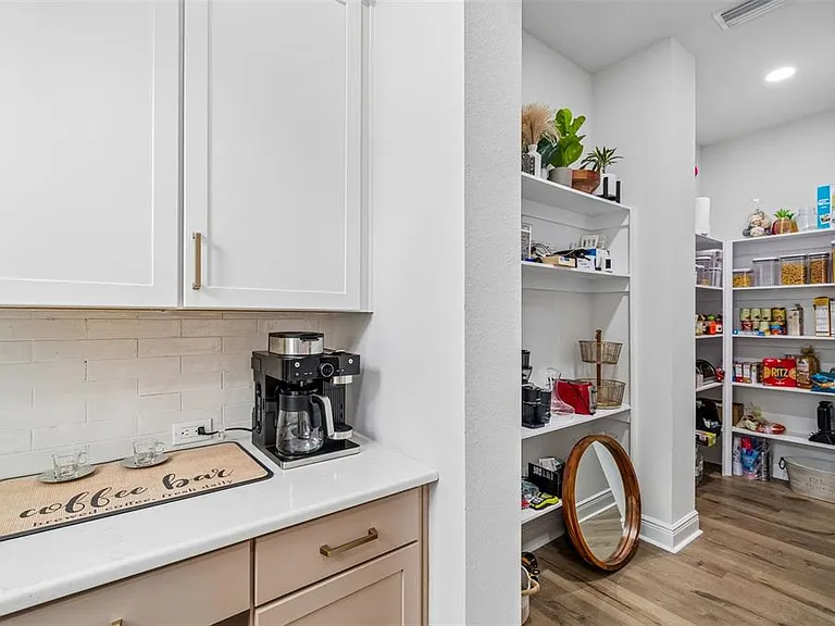 6107 Nikki Ln — Photo 26