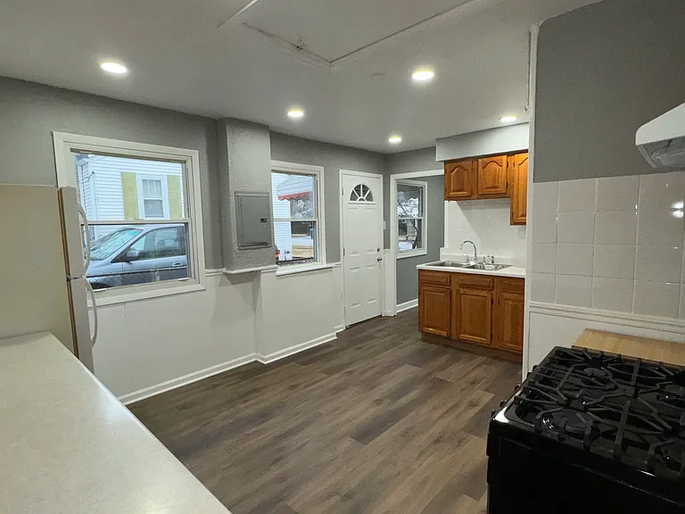149 Dorsetshire Dr — Photo 11
