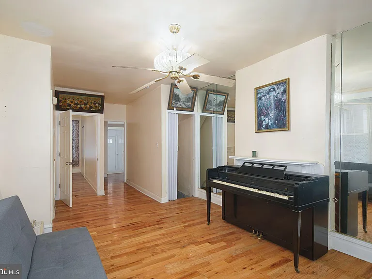 3118 Haverford Ave — Photo 11