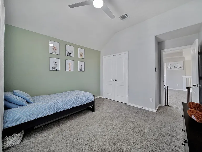 26028 Hasting Ridge Ln — Photo 36