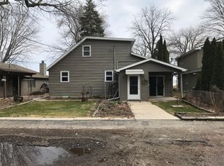 6494 N Paynes Point Rd, Neenah, WI 54956