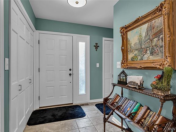 5th image of 61 Hidden Ridge Cmn