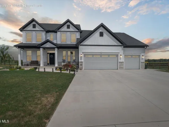 9412 Newbury Ln, Whitehouse, OH 43571