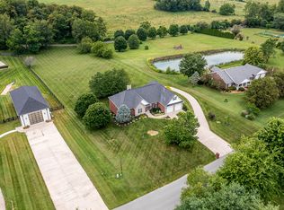 107 Palisades Pointe Dr, Lancaster, KY 40444