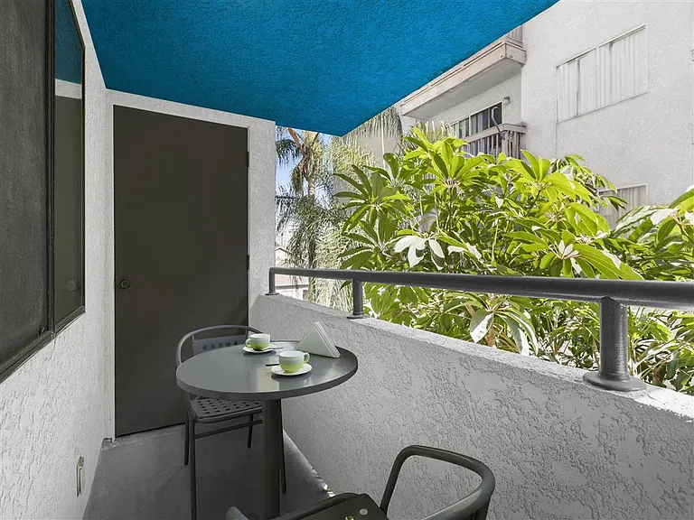 Harbor Terrace — Photo 19