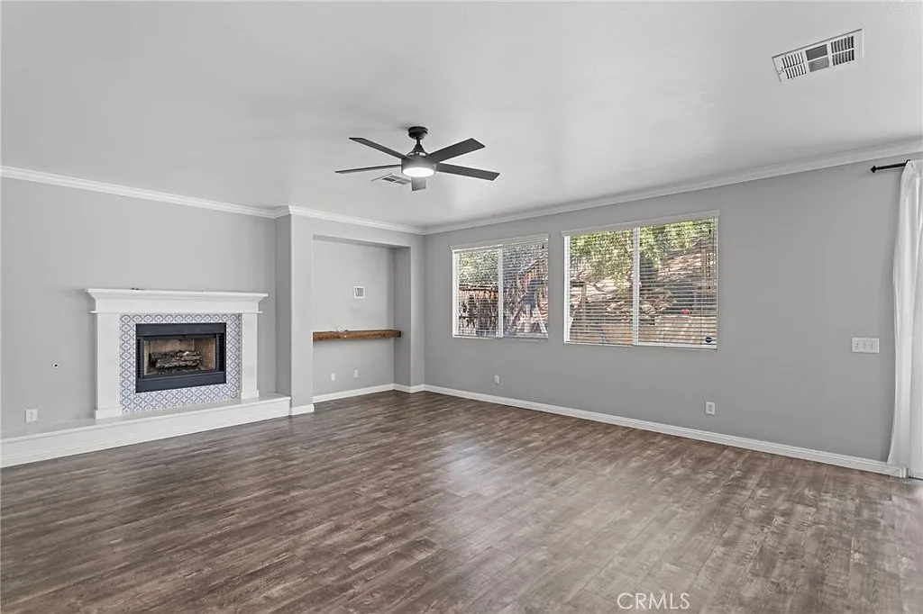 Building Photo - 36124 Madora Dr