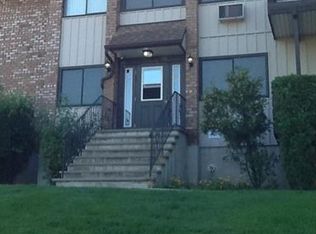 177 Sierra Vista Ln, Valley Cottage, NY 10989