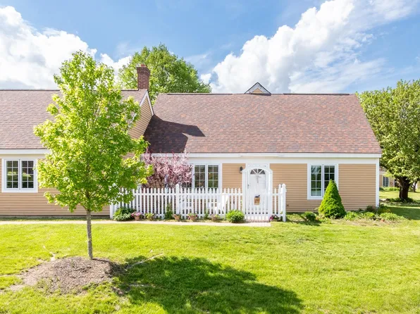 7 Harvest Lane, Laconia, NH 03246