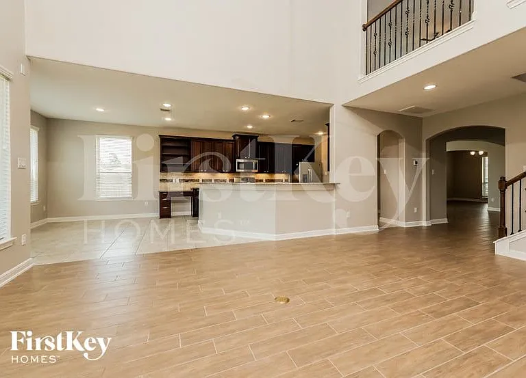 16827 W Whimbrel Cir — Photo 4