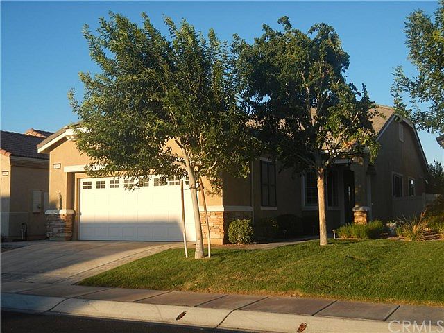 1st image of 10443 Glen Oaks Ln