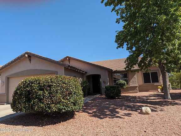 2nd image of 1900 W Desert Willow Drive