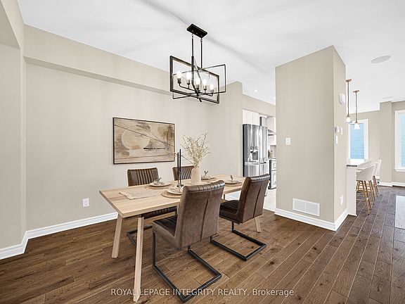 5th image of 256 Dolce Cres