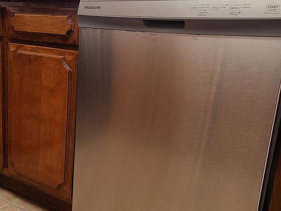 5th image of 125 Olive St #204