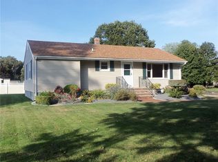 185 Hedly St, Portsmouth, RI 02871