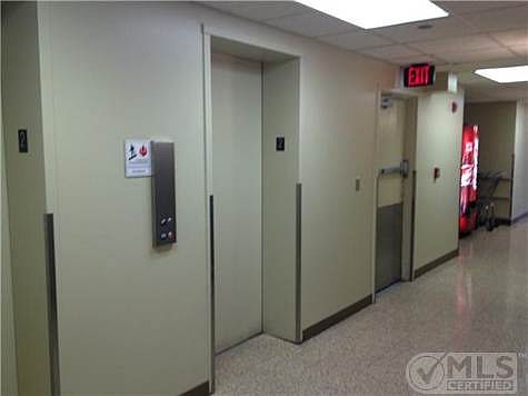 3rd image of 1800 N Stanton St APT 202