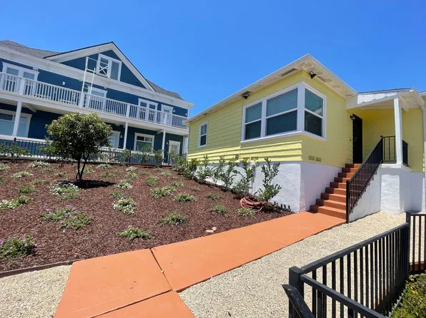 2210 3rd Ave, San Diego, CA 92101