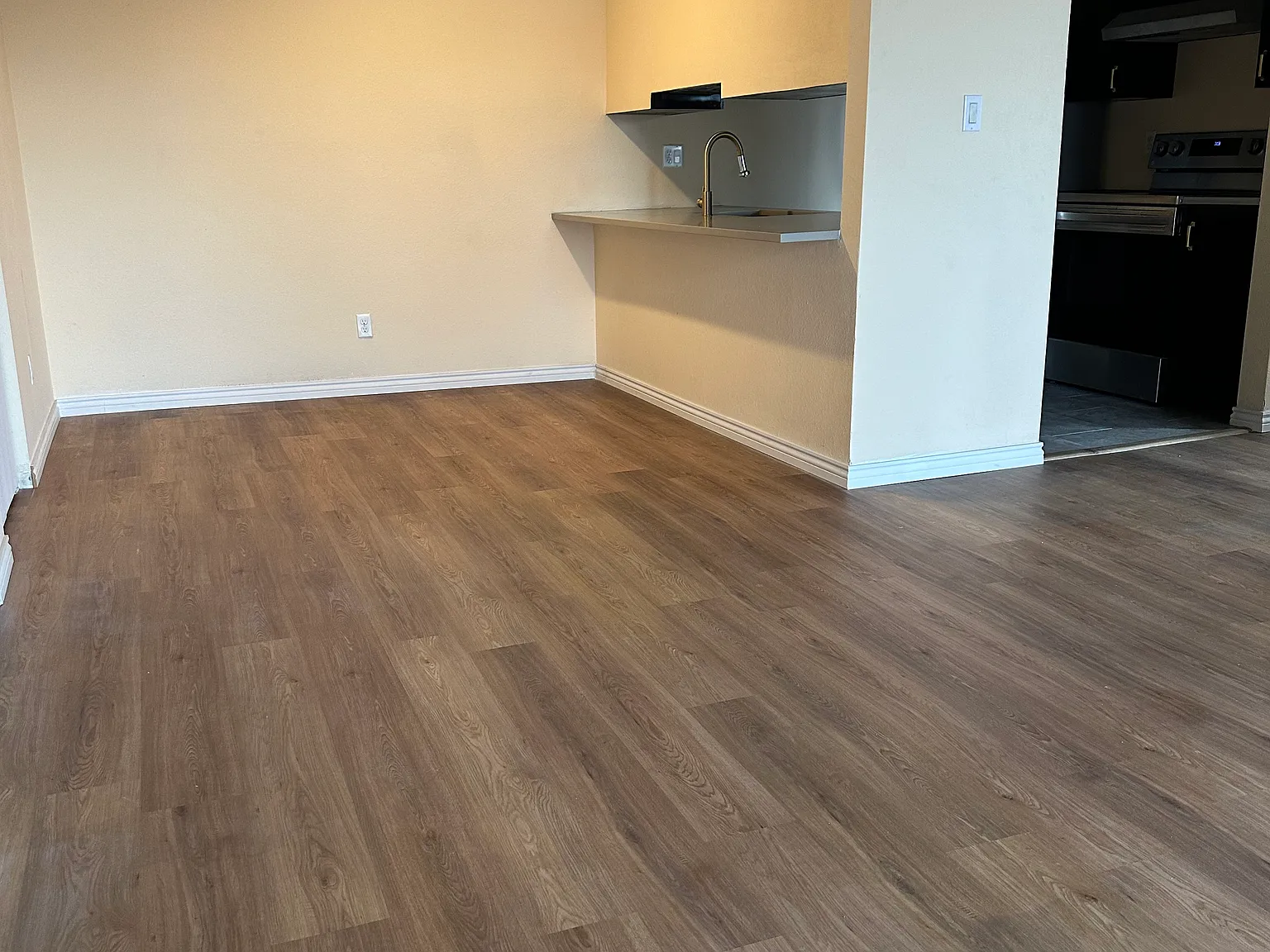 Wright St, Lakewood — Photo 4