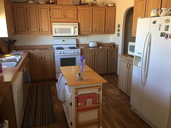 5th image of 7425 Escondido Ave
