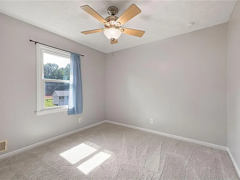 387 Pine Acres Dr — Photo 27