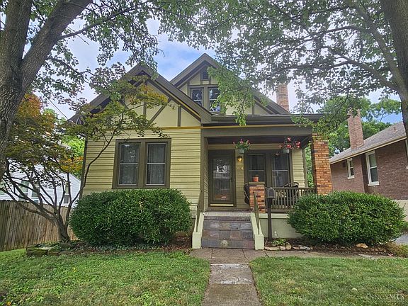 2nd image of 3834 Carrie Ave