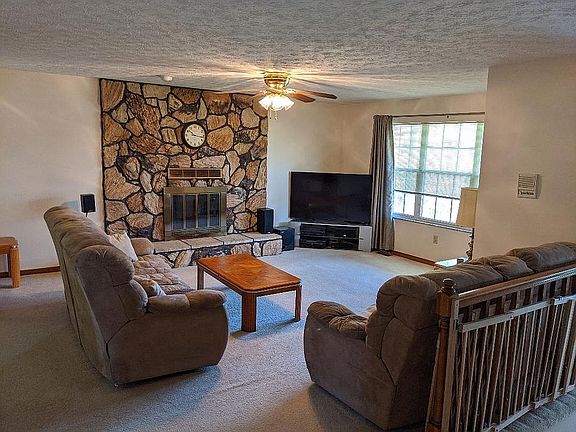 Up stairs Living room