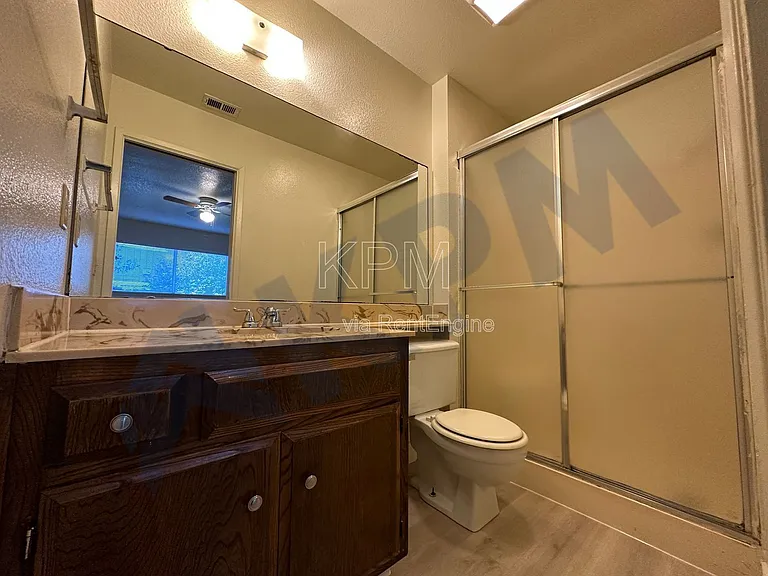 2903 Whittier Ct — Photo 20