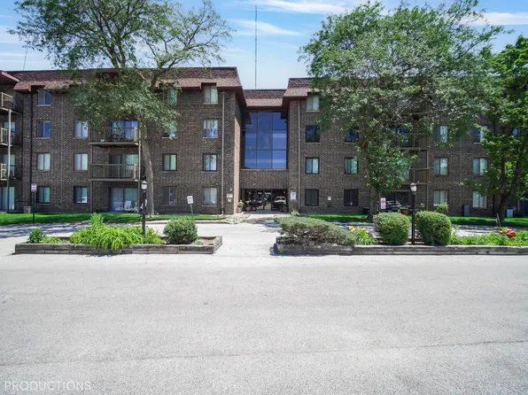 840 Elder Rd #A301, Homewood, IL 60430