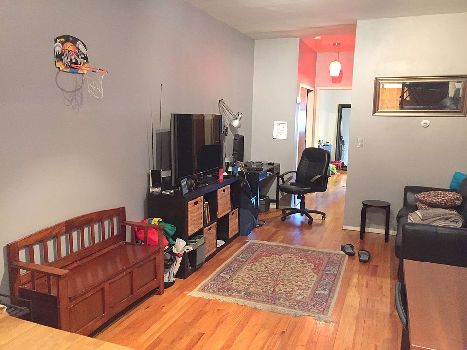 2nd image of 200 W 88th St APT 5B