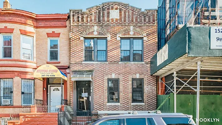 Rented by Nooklyn NYC LLC | media 35