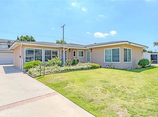 11902 206th St, Lakewood, CA 90715