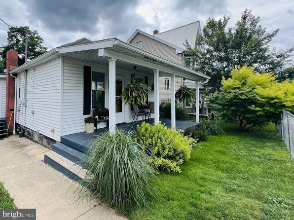 14 Rosemont Ave, Lewistown, PA 17044