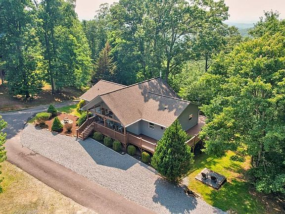 4th image of 416 Beacon Hill Drive