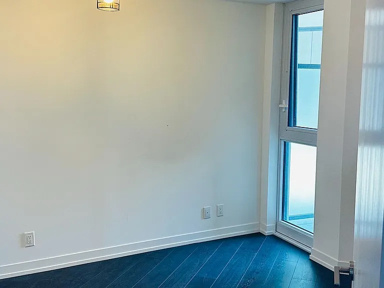 2020 S Bathurst St #1101 — Photo 20