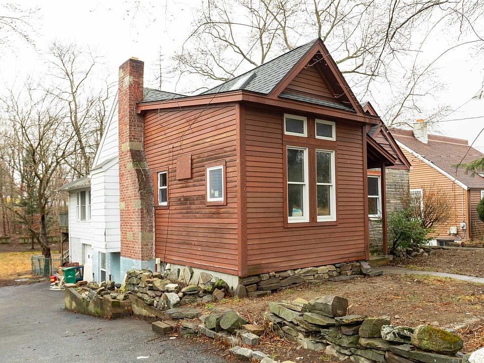 15 Peckham Rd, Poughkeepsie, NY 12603 Zillow
