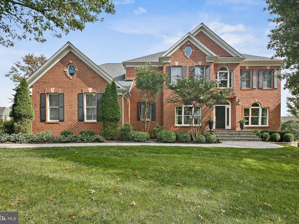 2715 Heaven Wood Ct, Ellicott City, MD 21042