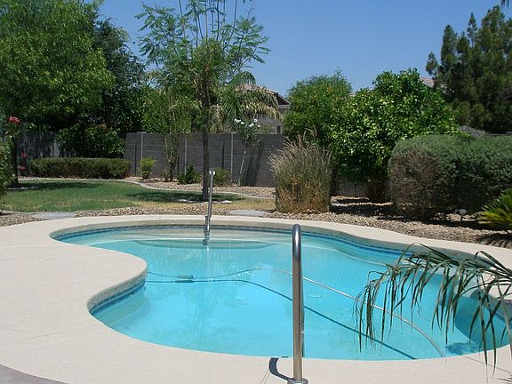 5th image of 842 E Beechnut Dr