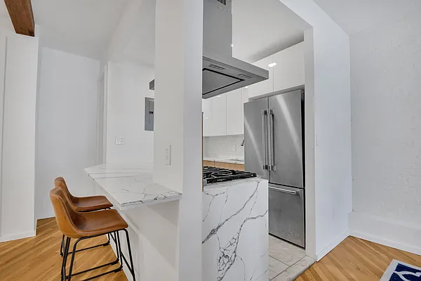 Rented by Compass | media 6